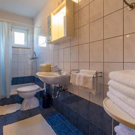 Three-bedroom 1 Apartment Crikvenica