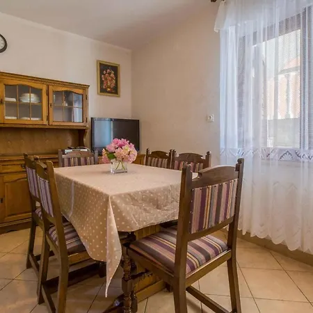 Three-bedroom 1 * Crikvenica