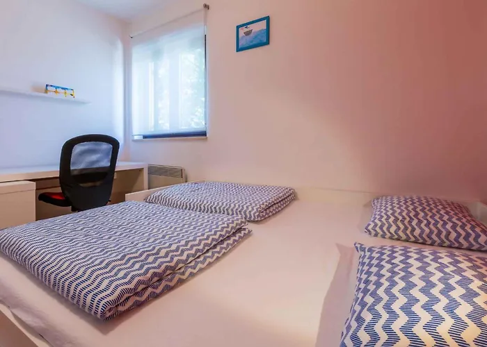 Three-bedroom 1 アパート ツリクヴェニツァ